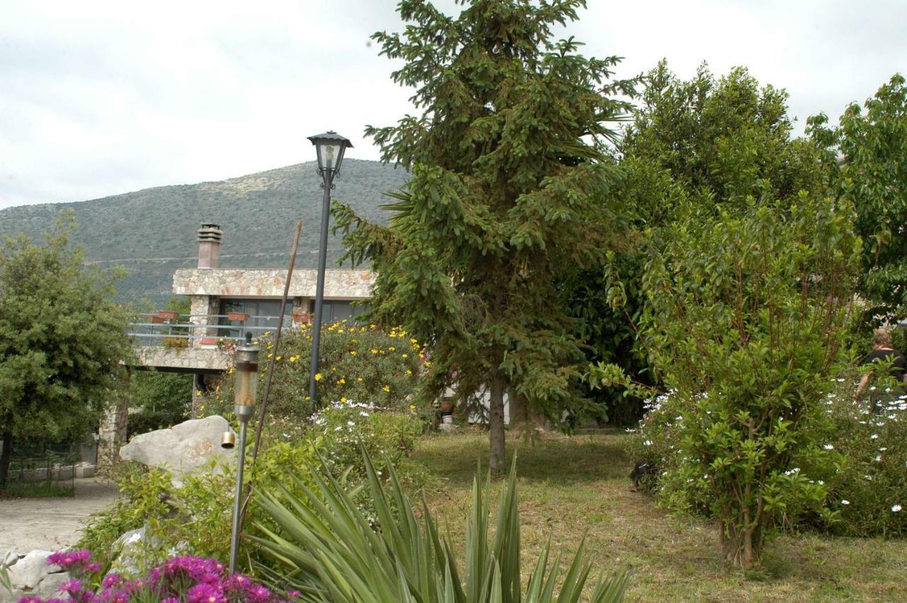 B&B La Vecchia Scuola Sonnino Eksteriør bilde