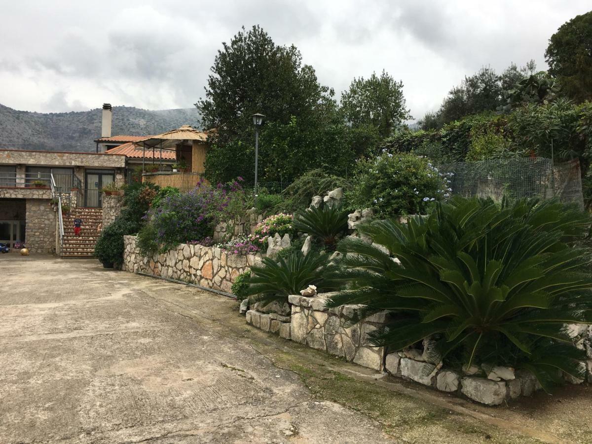 B&B La Vecchia Scuola Sonnino Eksteriør bilde