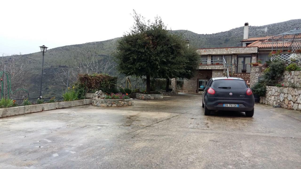B&B La Vecchia Scuola Sonnino Eksteriør bilde