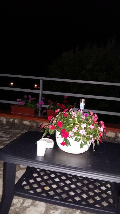 B&B La Vecchia Scuola Sonnino Eksteriør bilde