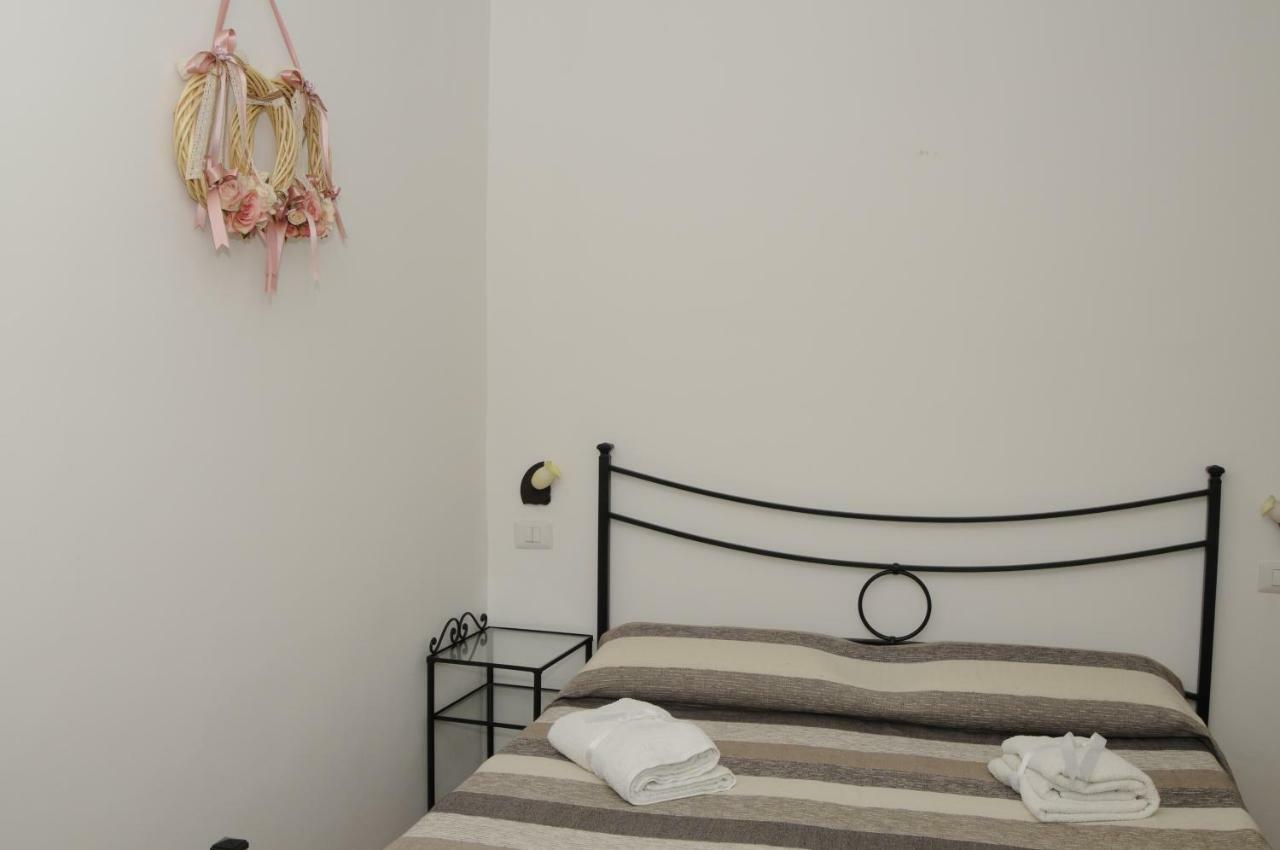 B&B La Vecchia Scuola Sonnino Eksteriør bilde